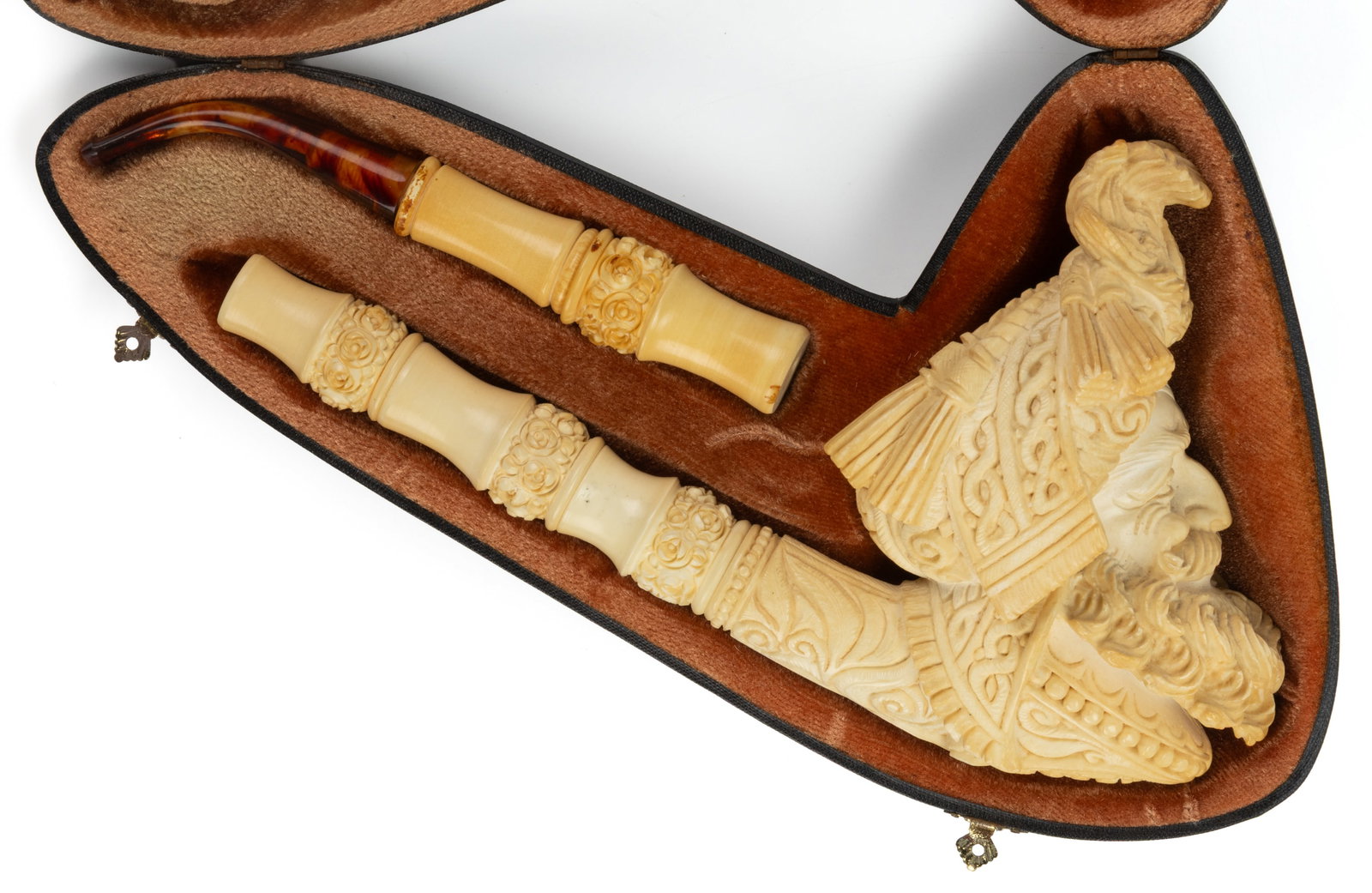 CAO ATTRIBUTED TURKISH SULTAN MASSIVE CARVED MEERSCHAUM PIPE (1 of 2)