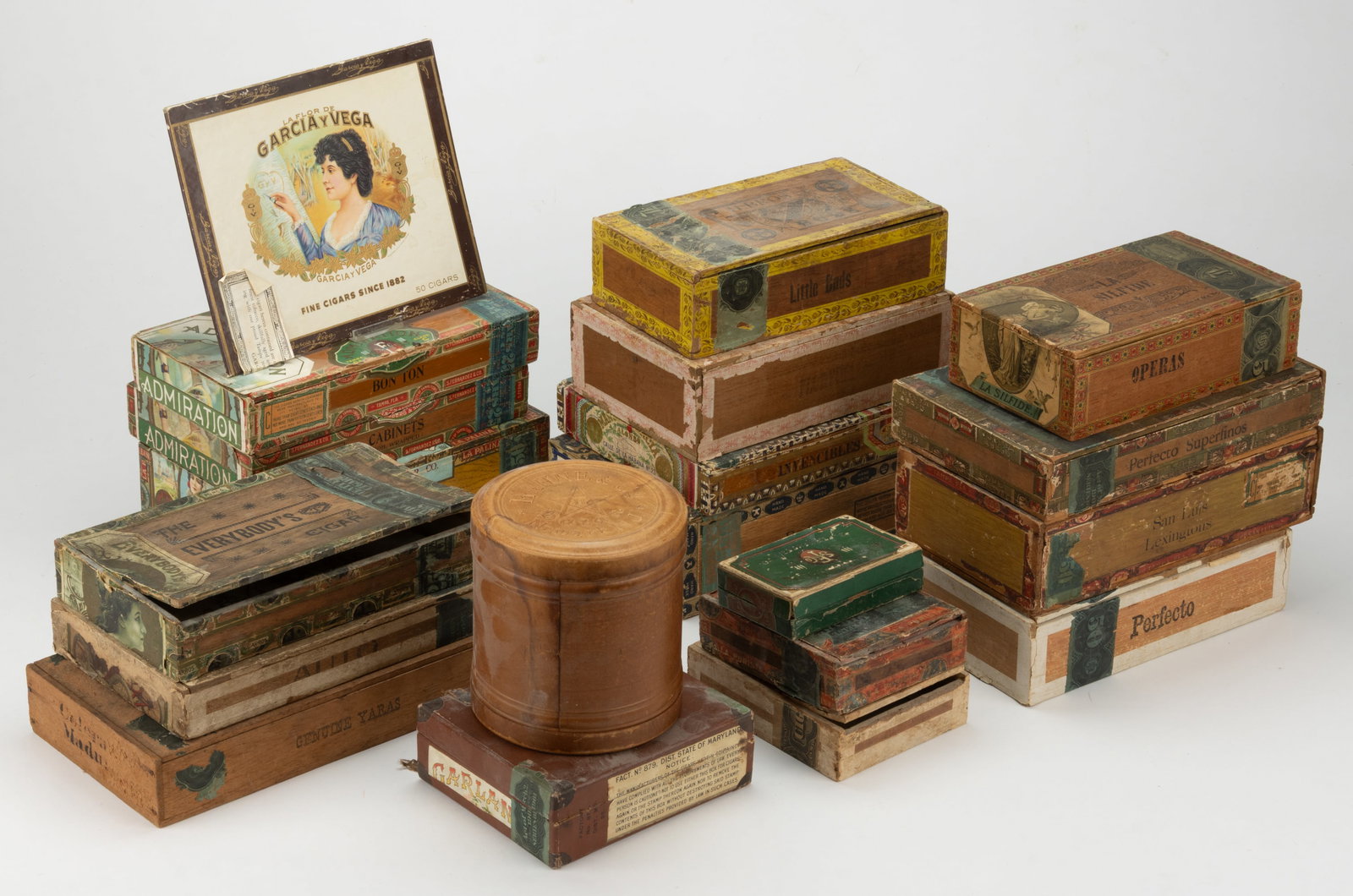 ASSORTED WOODEN AND OTHER CIGAR BOXES AND RELATED ARTICLES, UNCOUNTED LOT (1 of 1)