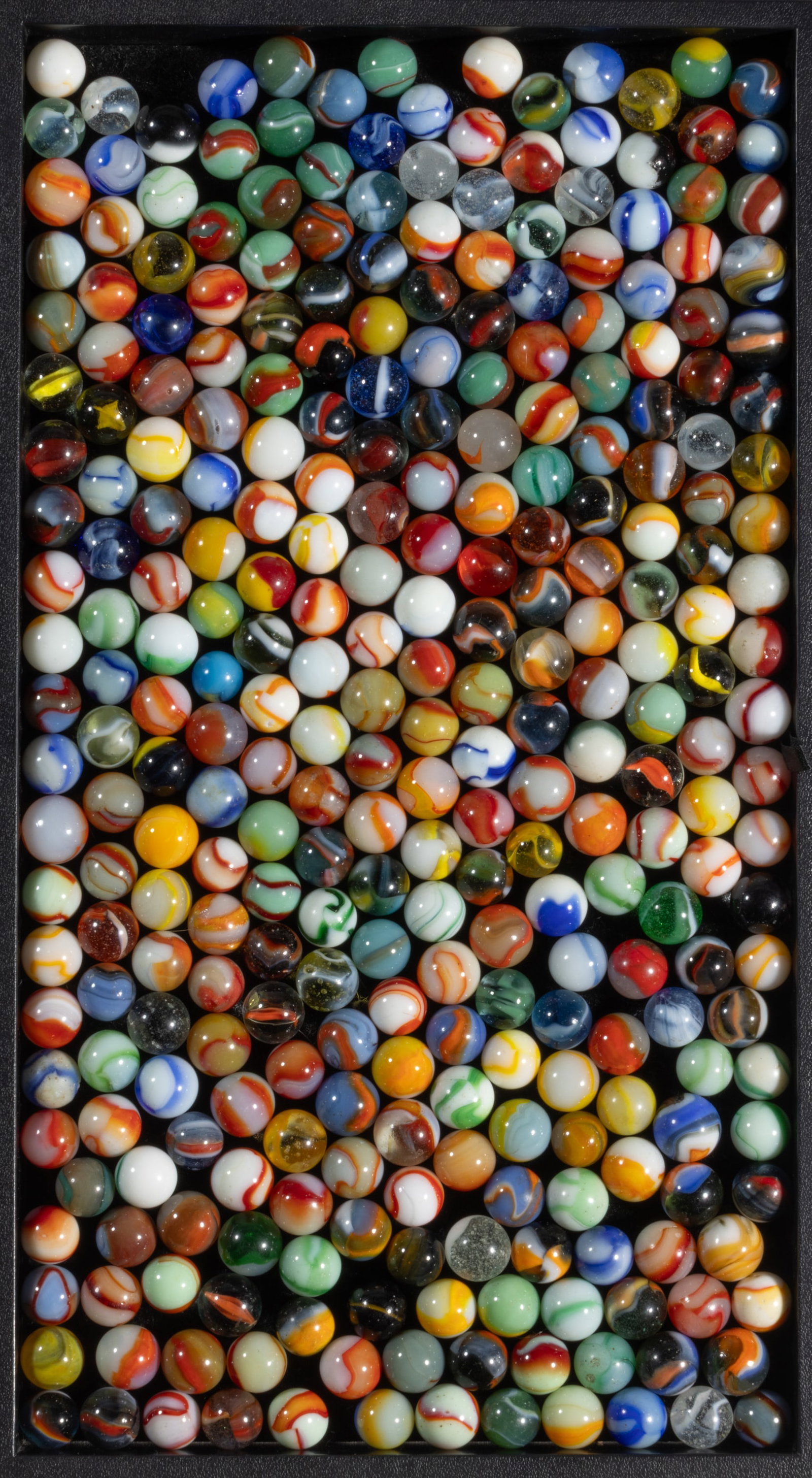 ASSORTED PELTIER MACHINE-MADE MARBLES, UNCOUNTED LOT (1 of 3)