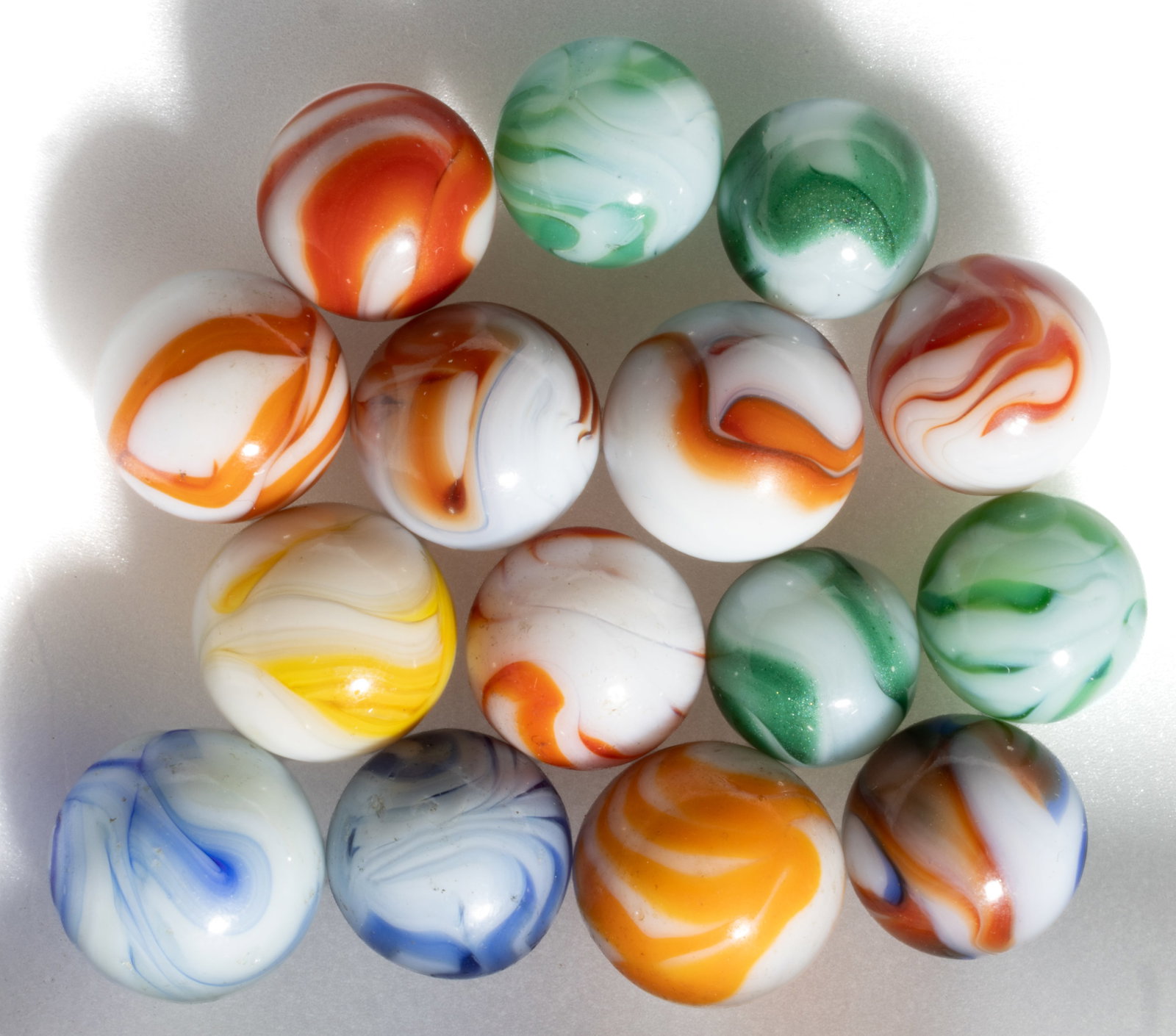 ALLEY AGATE FLAME SWIRL MACHINE-MADE MARBLES, LOT OF 15 (1 of 1)