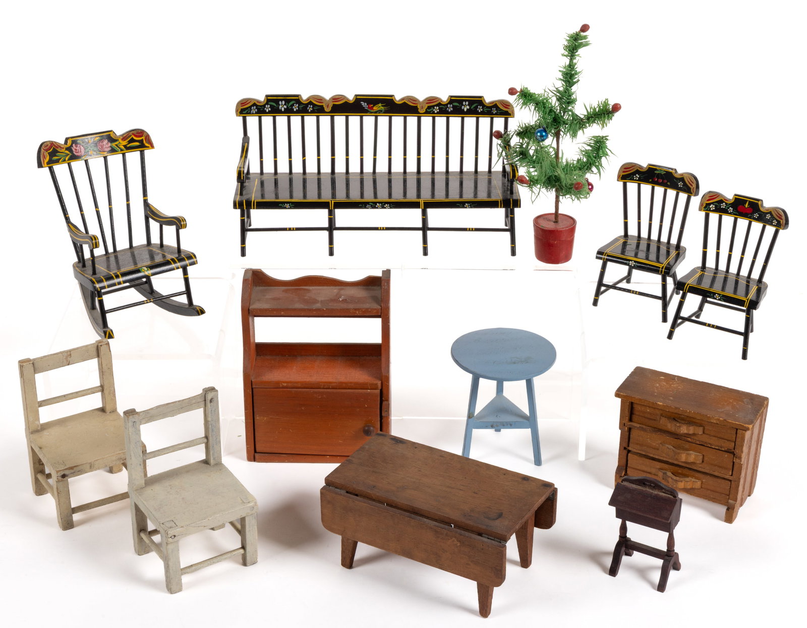 ASSORTED CHILDREN'S DOLLHOUSE ACCESSORIES AND FURNITURE, LOT OF 12: ASSORTED CHILDREN'S DOLLHOUSE ACCESSORIES AND FURNITURE, LOT OF 12, comprising a matching paint-decorated wooden set including a settee, rocking chair, and two side chairs; two white-painted side 