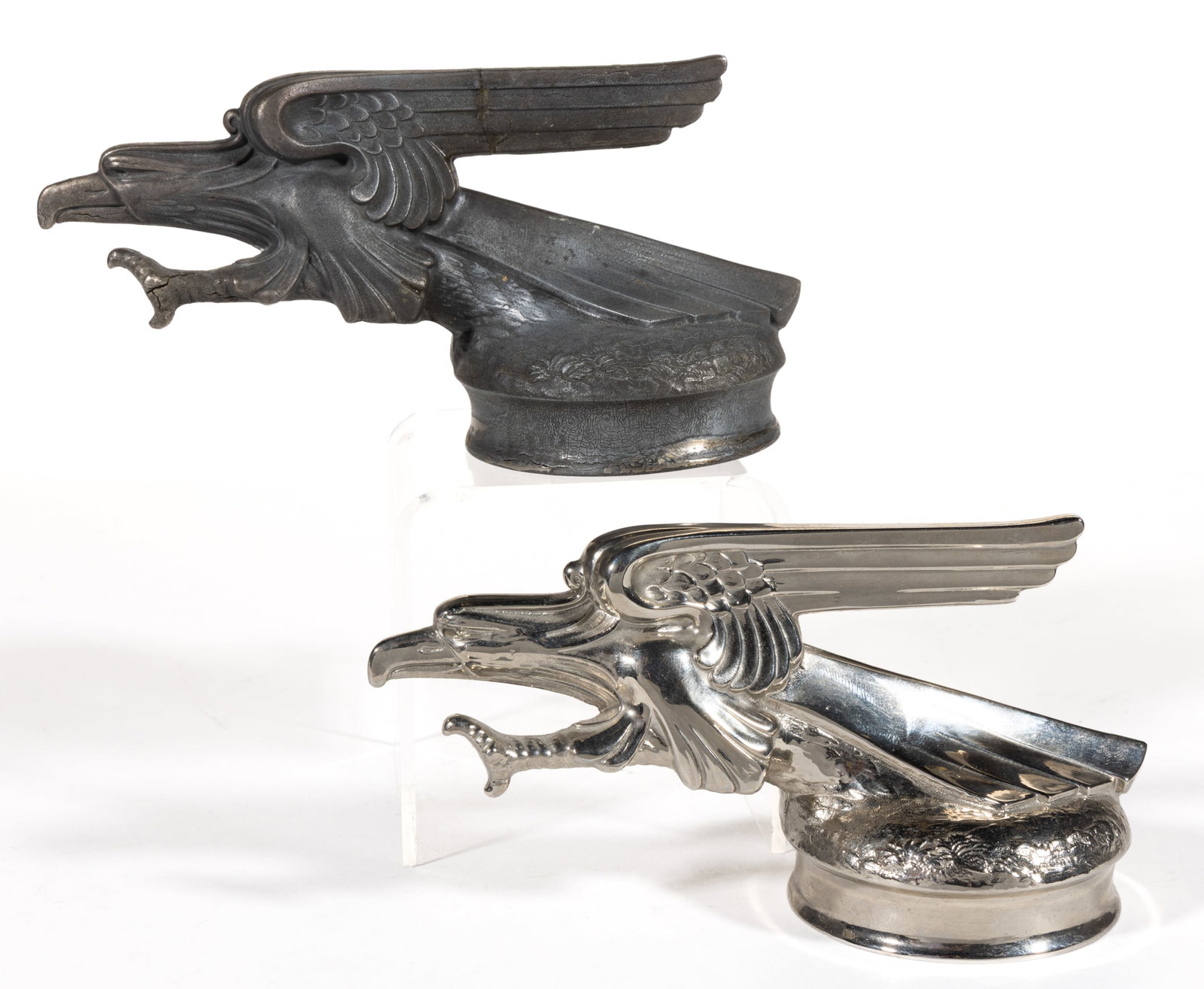 PONTIAC "OAKLAND" AUTOMOBILE MASCOTS / HOOD / RADIATOR ORNAMENTS, LOT OF TWO: PONTIAC "OAKLAND" AUTOMOBILE MASCOTS / HOOD / RADIATOR ORNAMENTS, LOT OF TWO, nickel-plated, each of the same form depicting an eagle with one talon raised. 1927-1931. 3" HOA, 6&qu