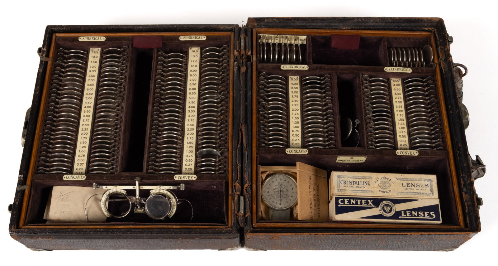OPTICIAN'S LENS TESTING KIT WITH ACCESSORIES (1 of 3)