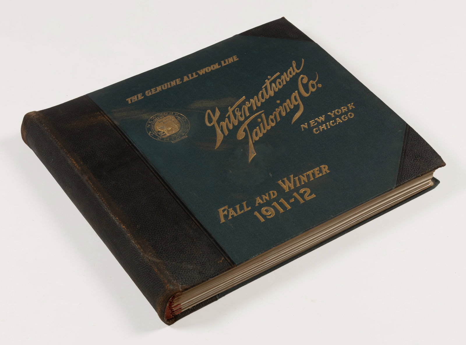 ANTIQUARIAN AMERICAN TAILORING COMPANY LARGE TRADE CATALOG / SAMPLE BOOK (1 of 5)