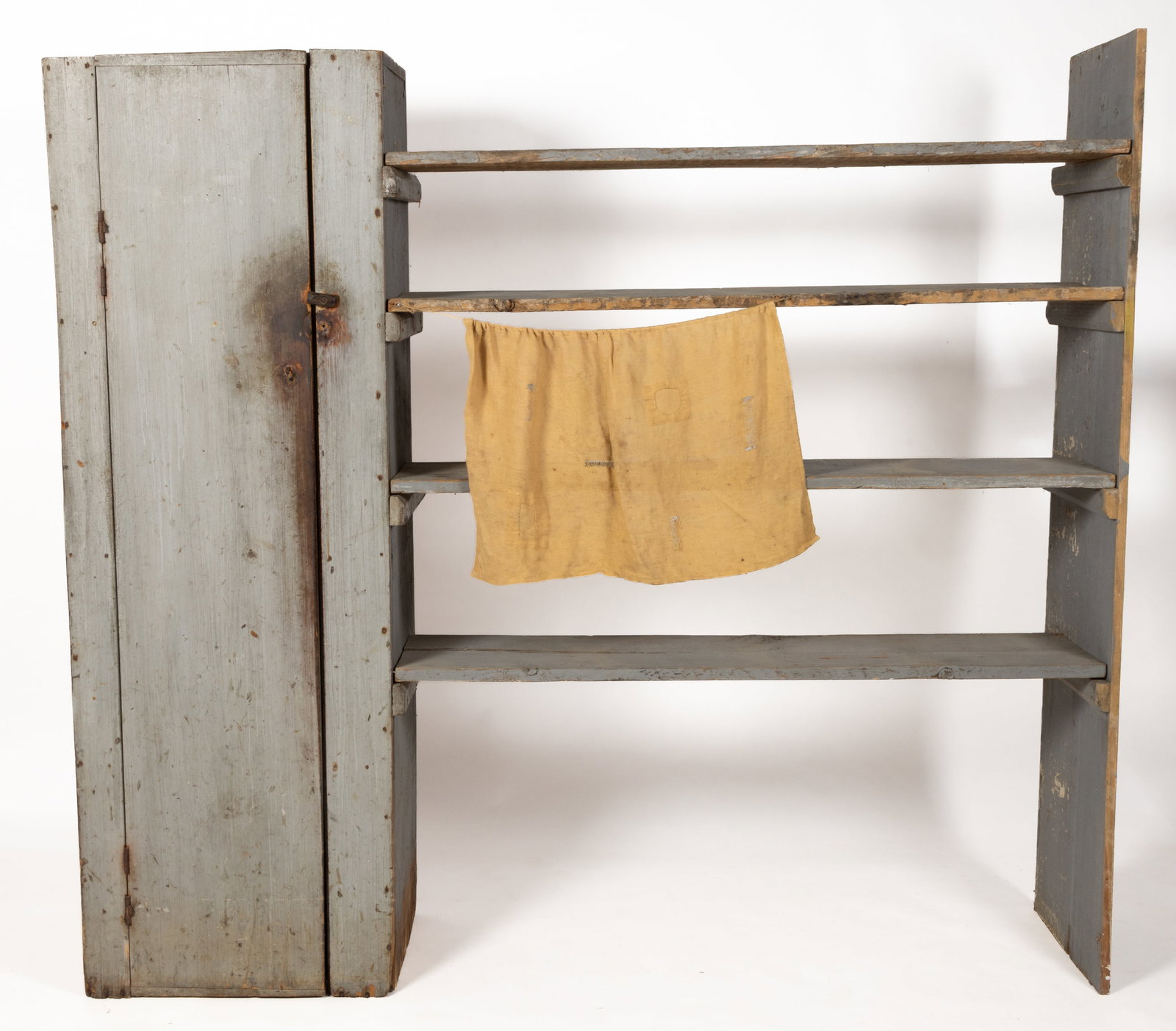 NEW ENGLAND PAINTED PINE SHELF / BUTTERY CUPBOARD (1 of 4)