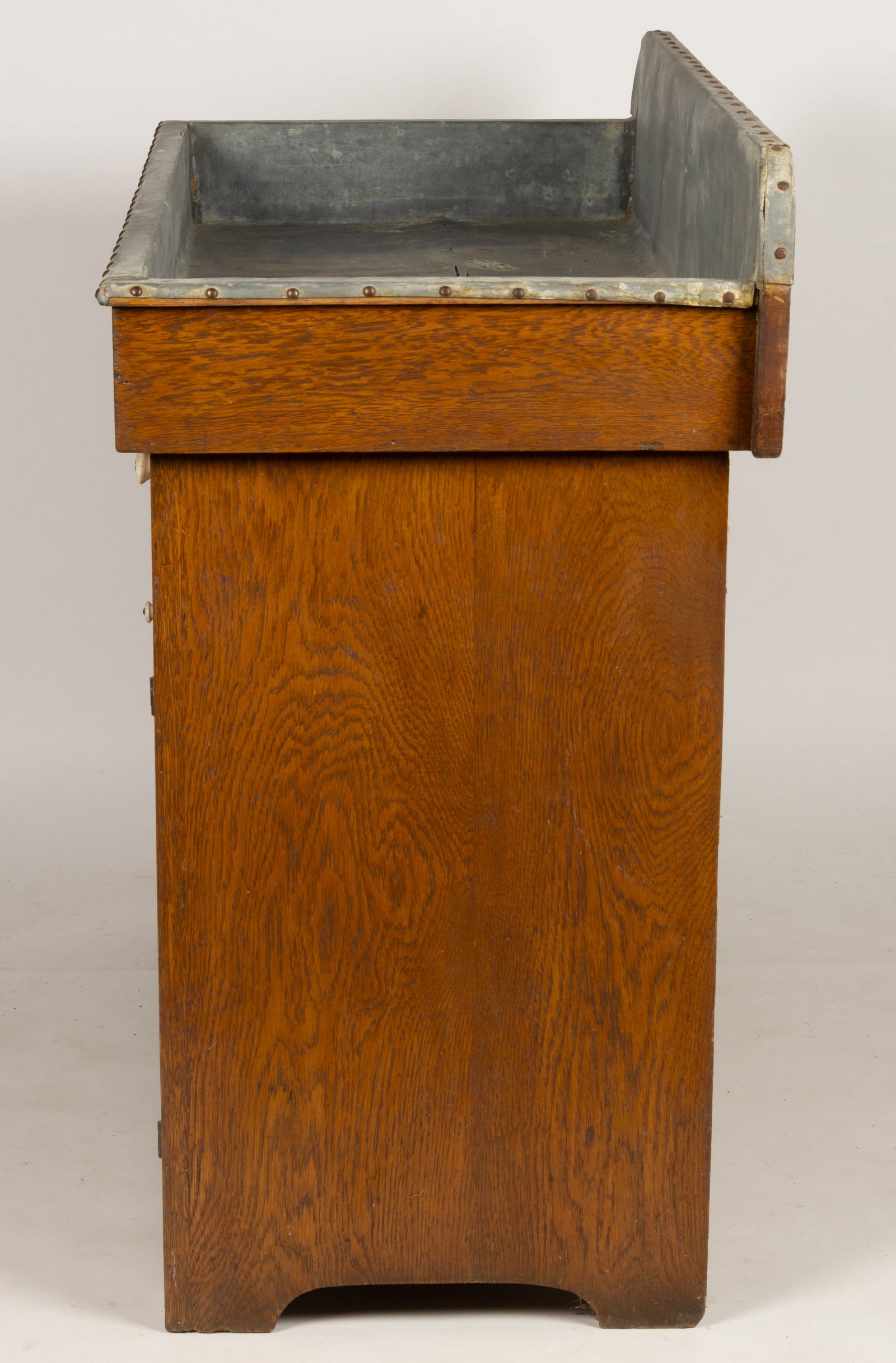 AMERICAN OAK DRYSINK - 6