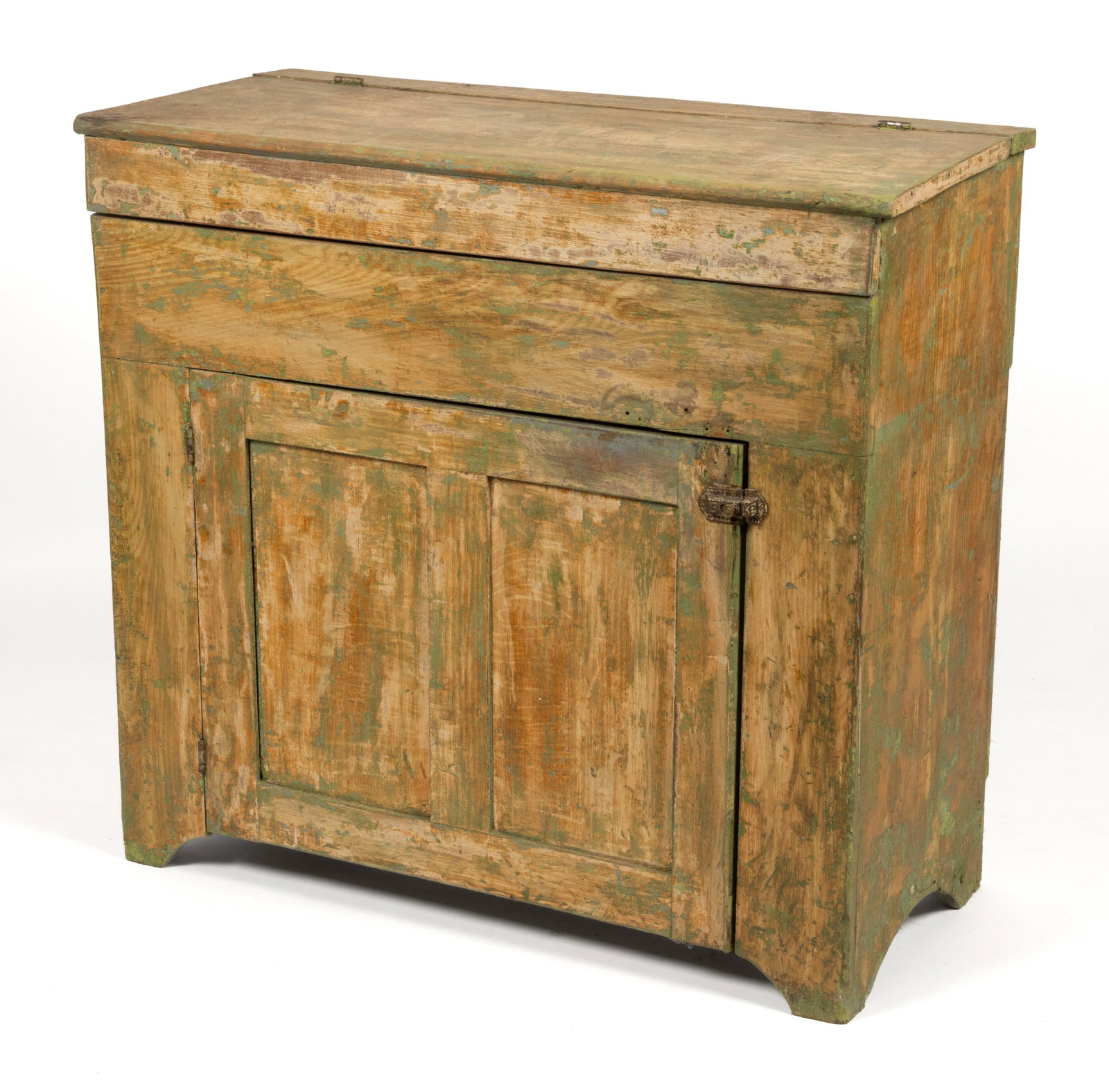 AMERICAN PAINTED POPLAR DRYSINK: AMERICAN PAINTED POPLAR DRYSINK, featuring hinged cover over a single fielded-panel door concealing single fixed shelf, the whole flanked by solid ends and raised on a cut-out base, retaining an