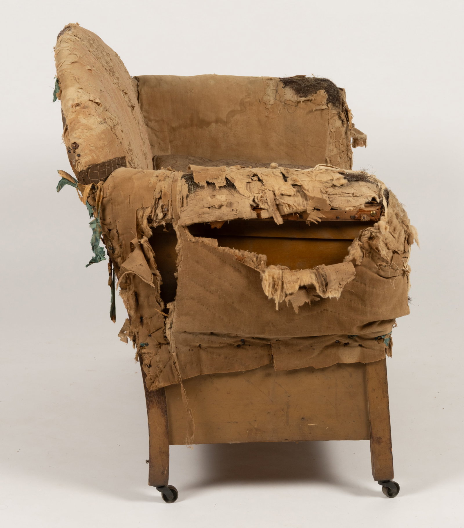 AMERICAN MAKE-DO CHILD'S SETTEE - 6