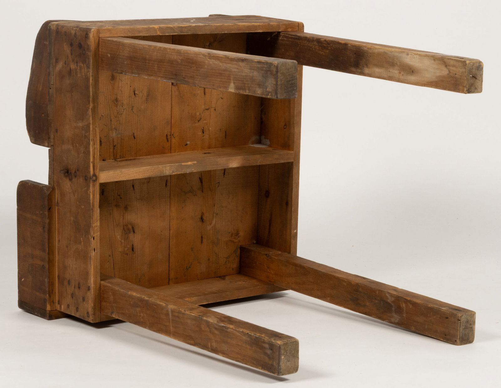 AMERICAN COUNTRY PINE SORTING TABLE - 6