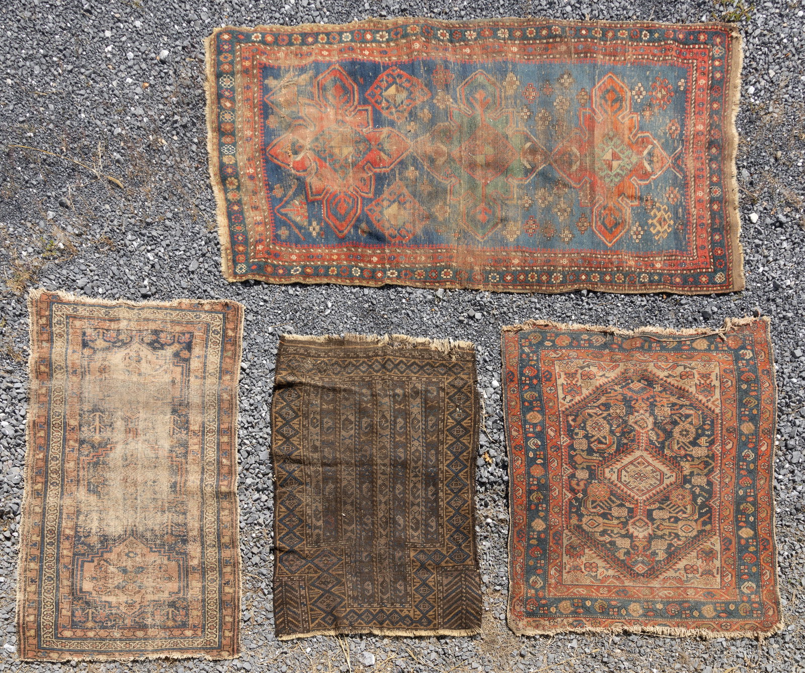 ANTIQUE PERSIAN / ORIENTAL SCATTER AND PRAYER RUGS, LOT OF FOUR: ANTIQUE PERSIAN / ORIENTAL SCATTER AND PRAYER RUGS, LOT OF FOUR, comprising a 40" x 49" Persian Heriz scatter rug, a 39 1/2" x 80" Caucasian Kazak runner / scatter rug, a 31&q