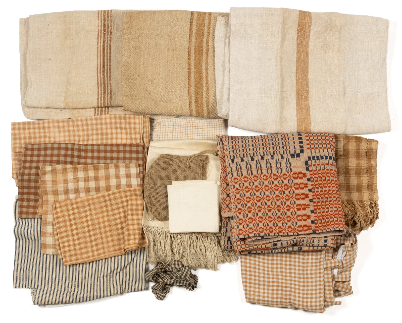 ANTIQUE / VINTAGE / CONTEMPORARY TEXTILES, LOT OF 21: ANTIQUE / VINTAGE / CONTEMPORARY TEXTILES, LOT OF 21, including three grain / feedsack bags, a set of four linen napkins, a fabric scrap of blue-striped ticking fabric, an overshot coverlet table / ot