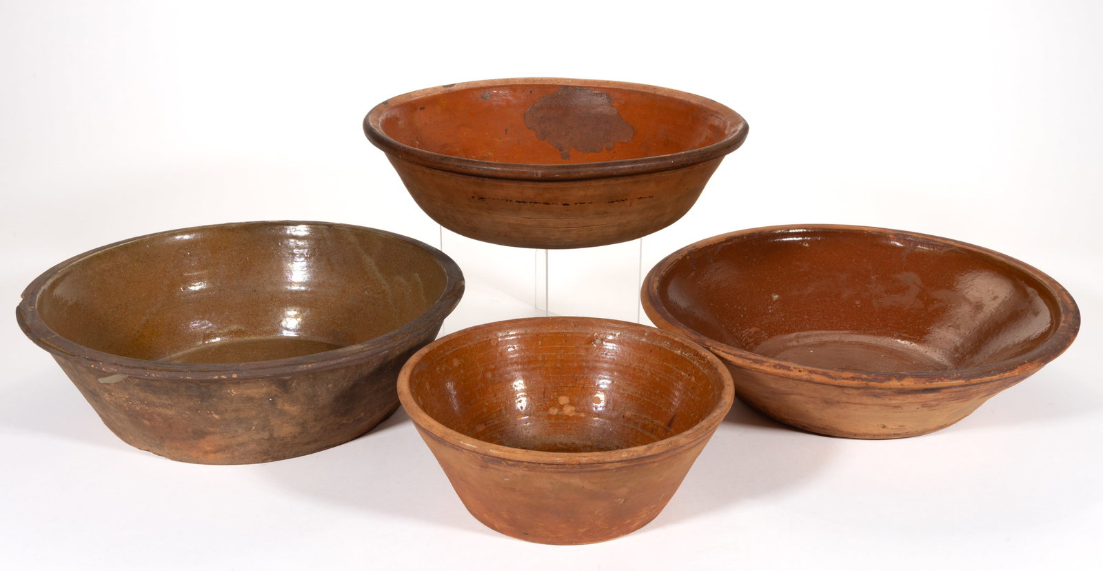 AMERICAN EARTHENWARE / REDWARE BOWLS / PANS, LOT OF FOUR (1 of 1)