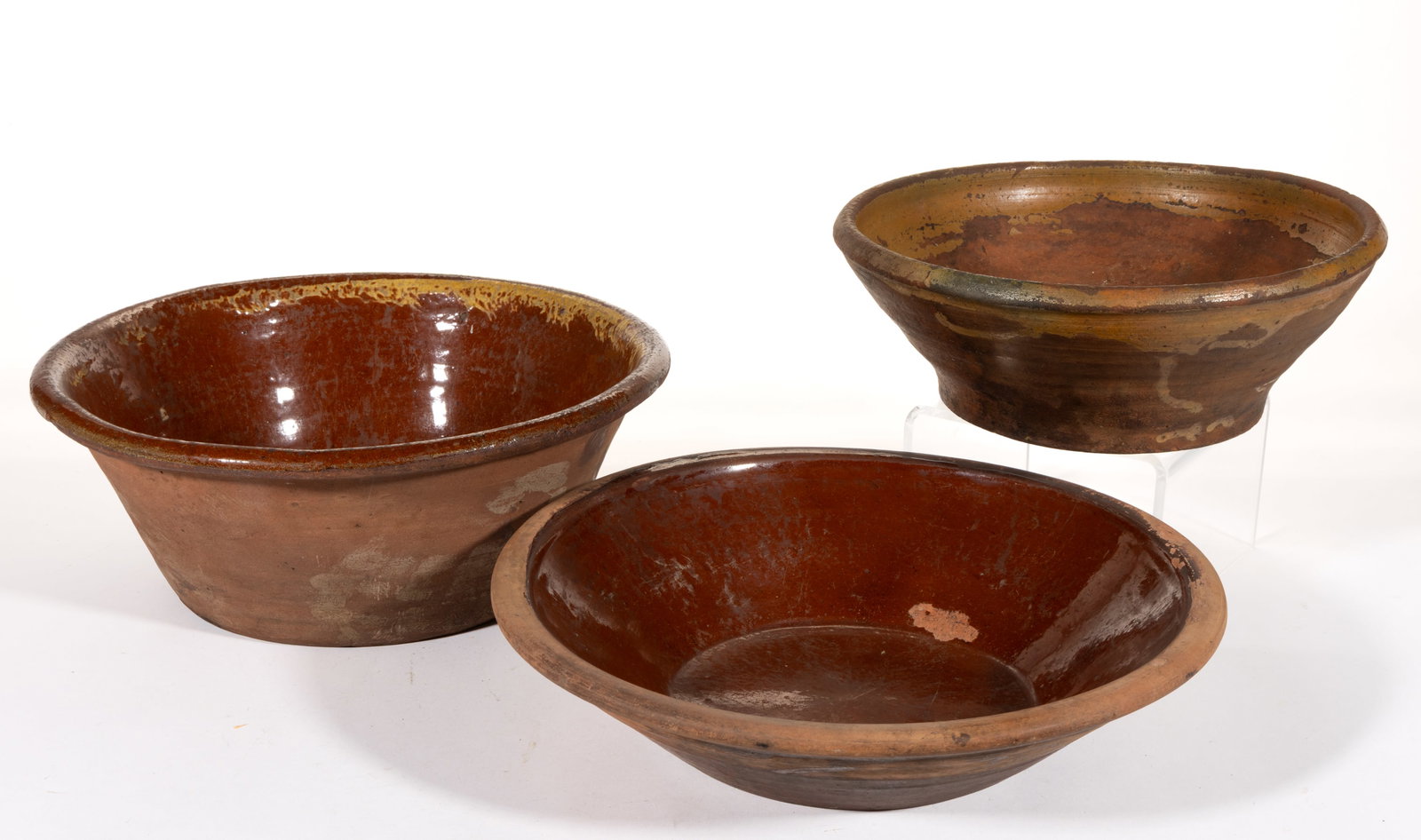 ASSORTED EARTHENWARE / REDWARE BOWLS / PANS, LOT OF THREE (1 of 2)
