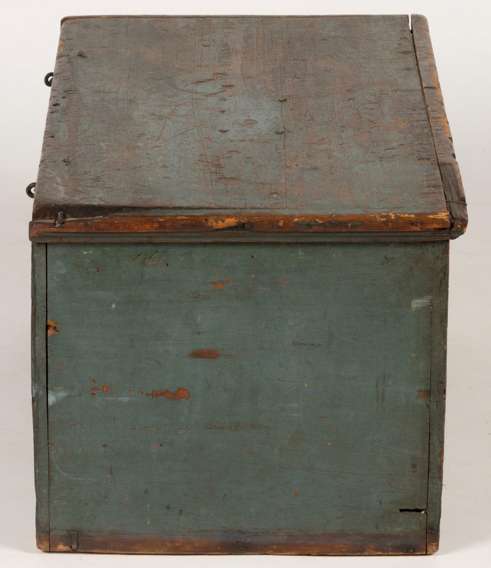 NEW ENGLAND PAINTED PINE BOX - 3