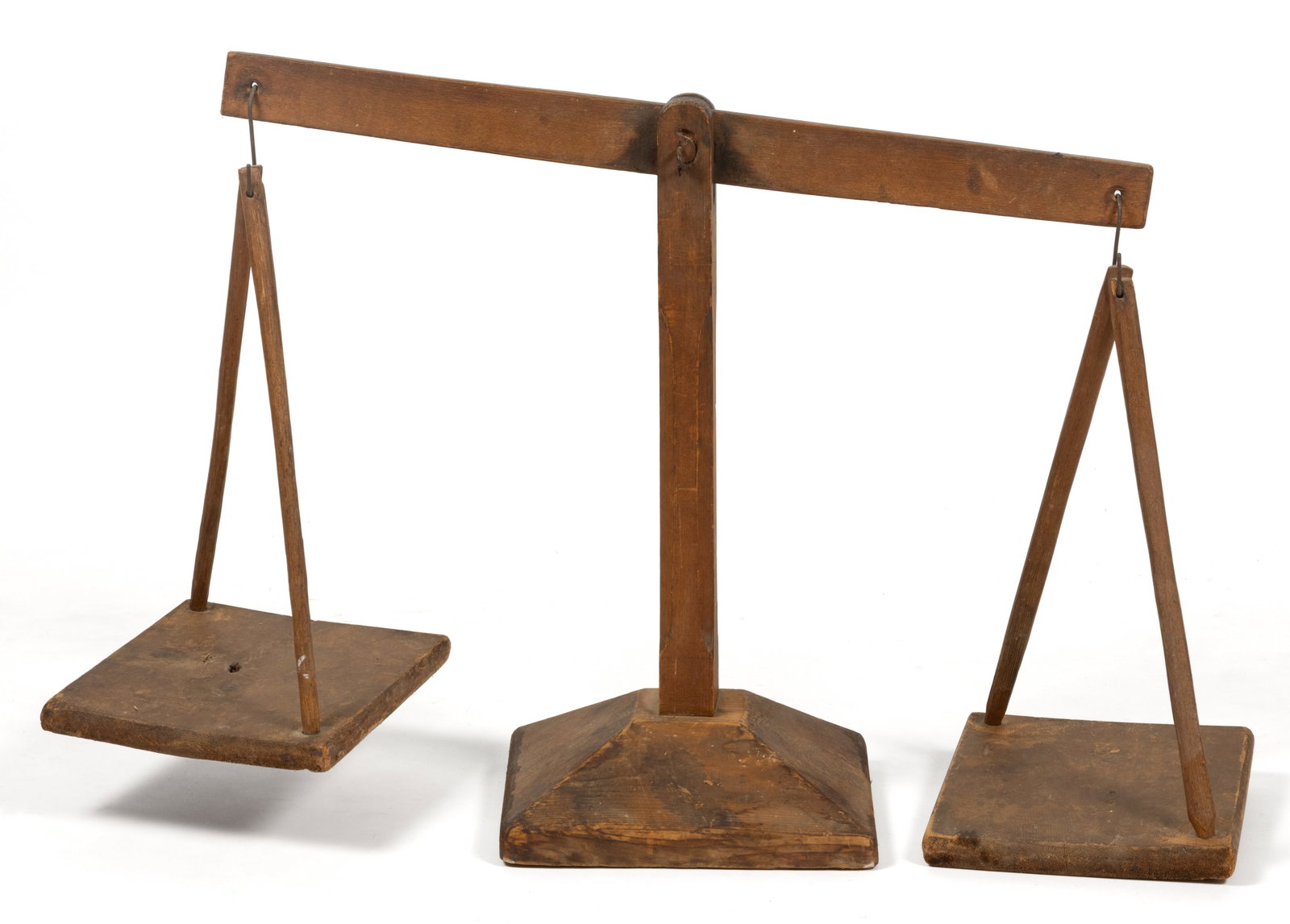 AMERICAN PINE AND OAK COUNTRY STORE BALANCE SCALE (1 of 2)