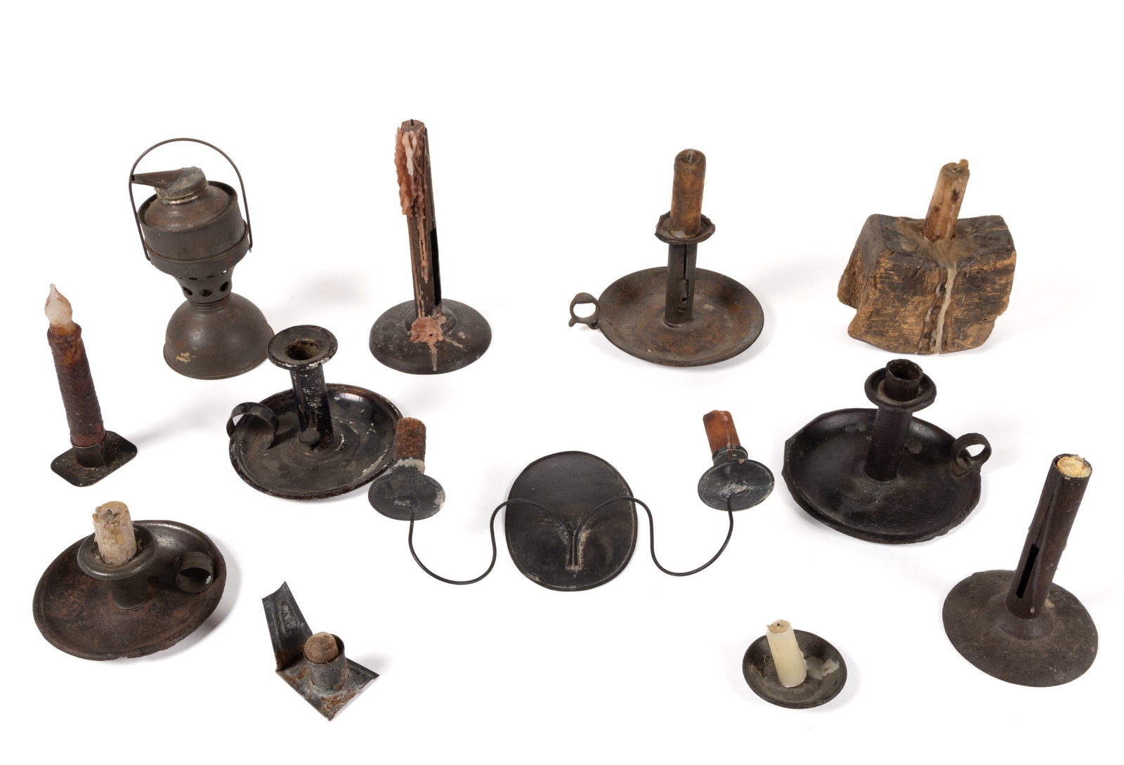 ASSORTED SHEET-IRON AND WOODEN LIGHTING ARTICLES, LOT OF 12 (1 of 1)