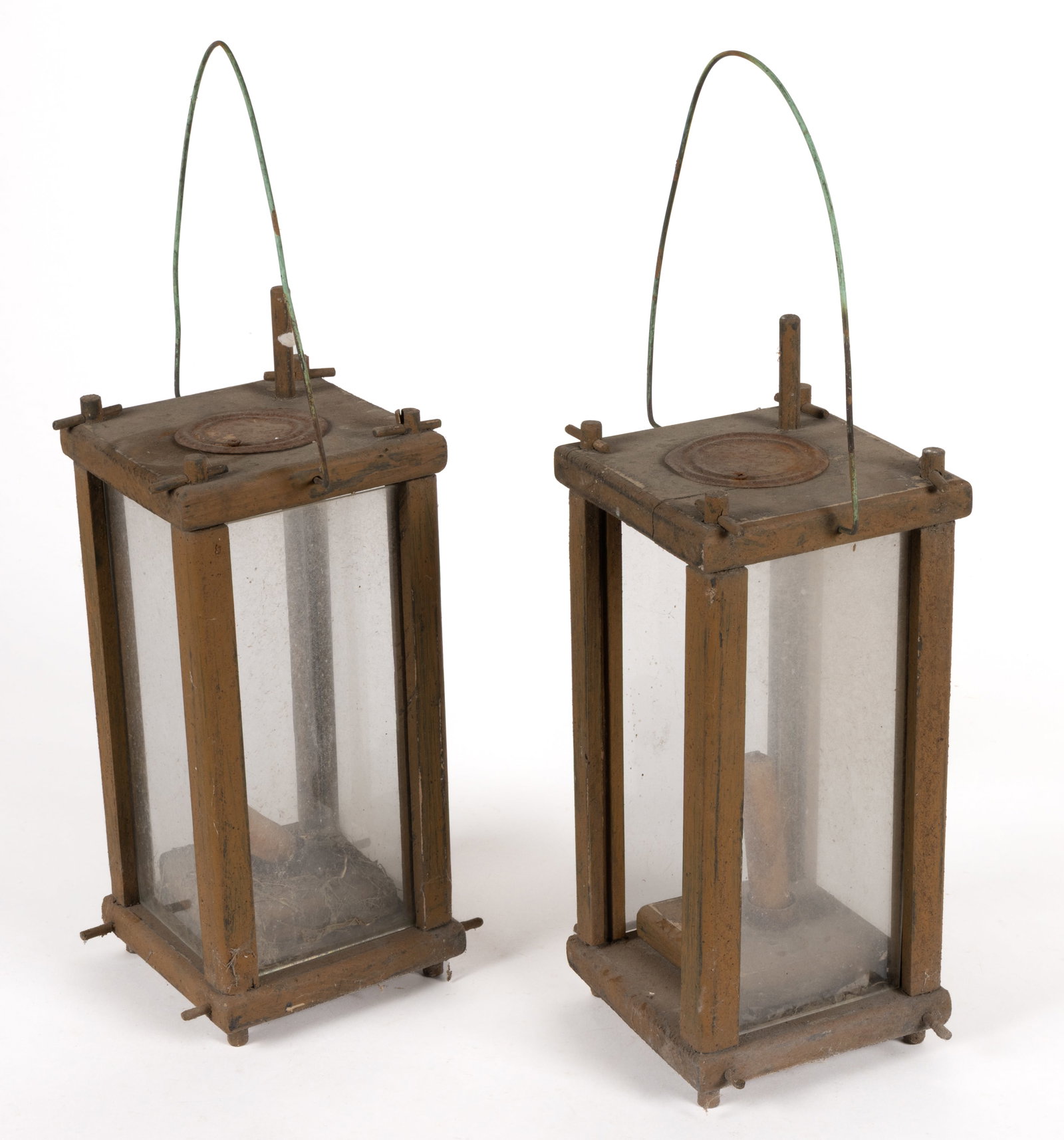 PAINTED WOODEN-FRAME PULL-UP FEATURE CANDLE LANTERNS, PAIR (1 of 2)