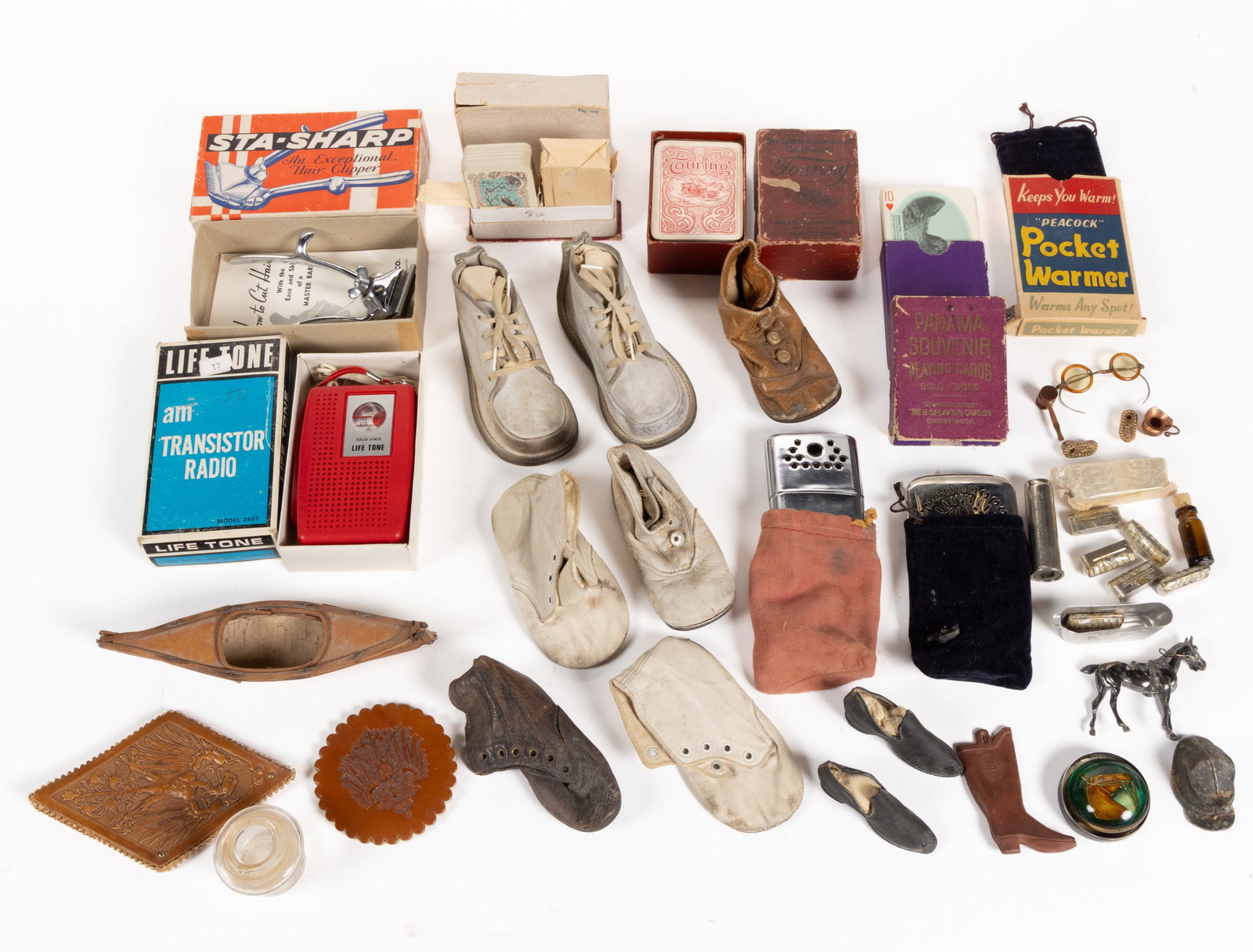 ASSORTED DOMESTIC AND PERSONAL ACCESSORIES, UNCOUNTED LOT (1 of 1)