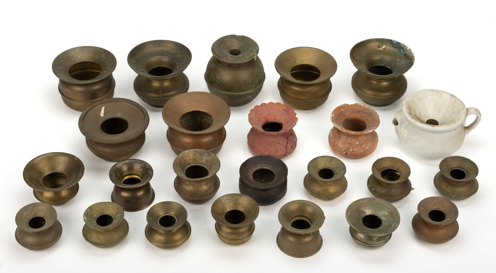 ASSORTED DIMINUTIVE / LADY'S SPITTOONS / CUSPIDORS, UNCOUNTED LOT (1 of 1)