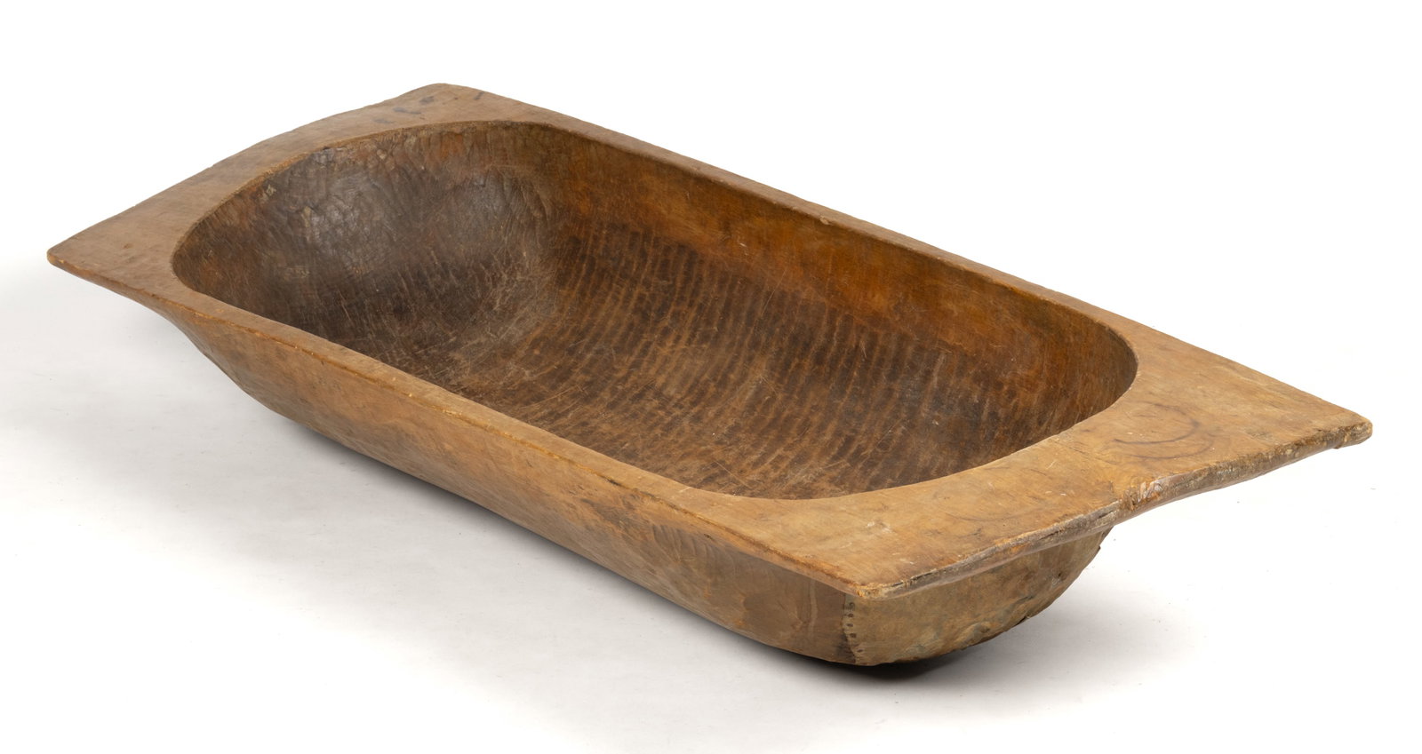 COUNTRY OVERSIZED CARVED TREEN TRENCHER (1 of 7)