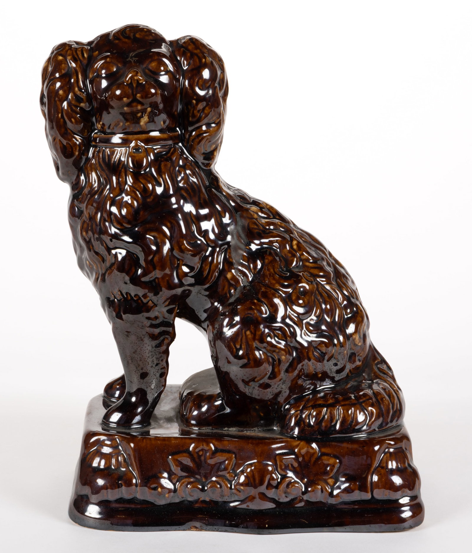 AMERICAN ROCKINGHAM-GLAZED POTTERY FIGURAL DOG (1 of 4)