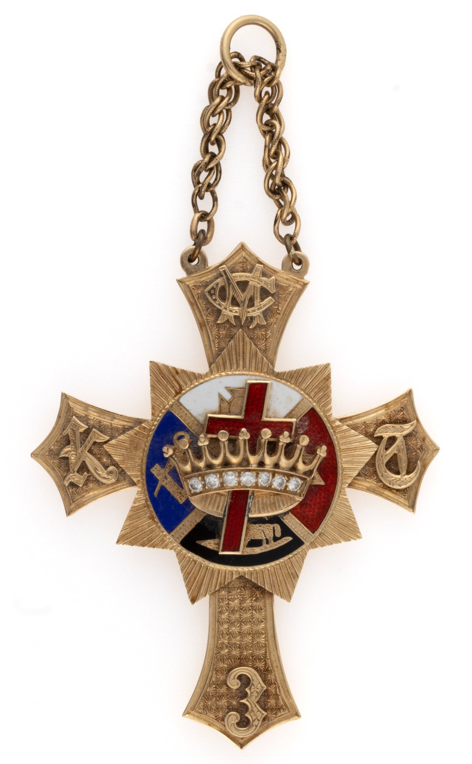 VINTAGE 14K YELLOW GOLD, ENAMEL, AND DIAMOND MARYLAND KNIGHTS TEMPLAR JEWEL / BADGE: VINTAGE 14K YELLOW GOLD, ENAMEL, AND DIAMOND MARYLAND KNIGHTS TEMPLAR JEWEL / BADGE, cross form, front with applied "K / T / MC / 3" lettering, center having enameled design and a crown set 