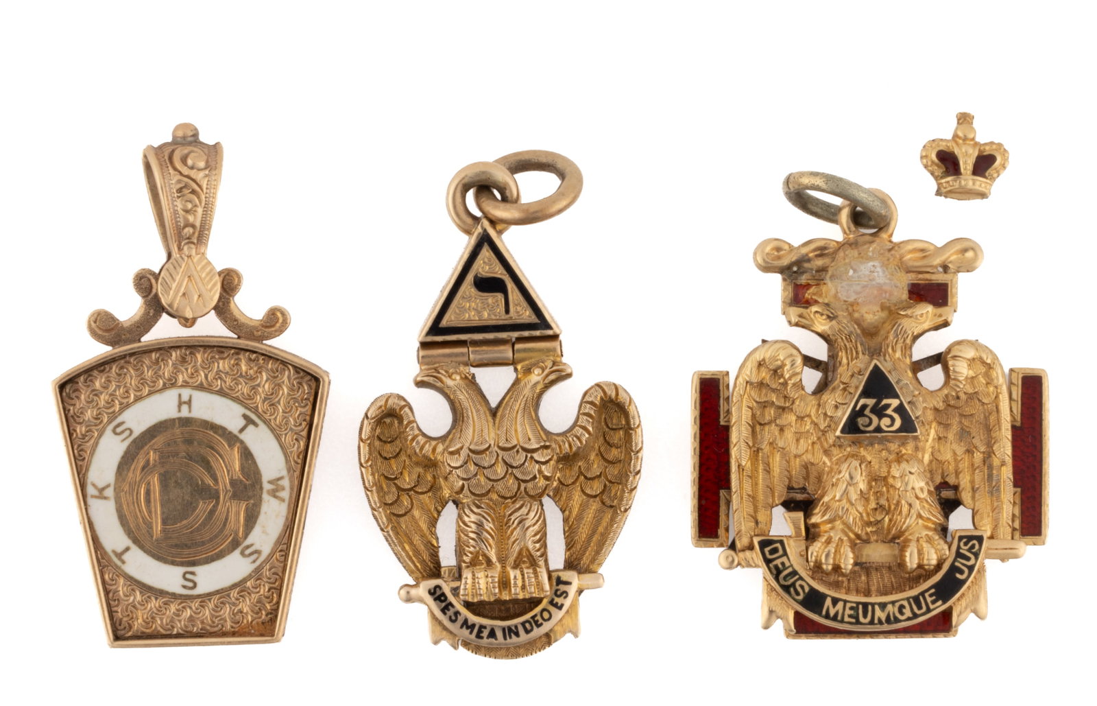 ANTIQUE / VINTAGE 14K YELLOW GOLD AND ENAMEL MASONIC WATCH FOBS / PENDANTS, LOT OF THREE: ANTIQUE / VINTAGE 14K YELLOW GOLD AND ENAMEL MASONIC WATCH FOBS / PENDANTS, LOT OF THREE, each piece having enameled accents, comprising a Royal Arch Masonic example, and two double-headed eagle Mason