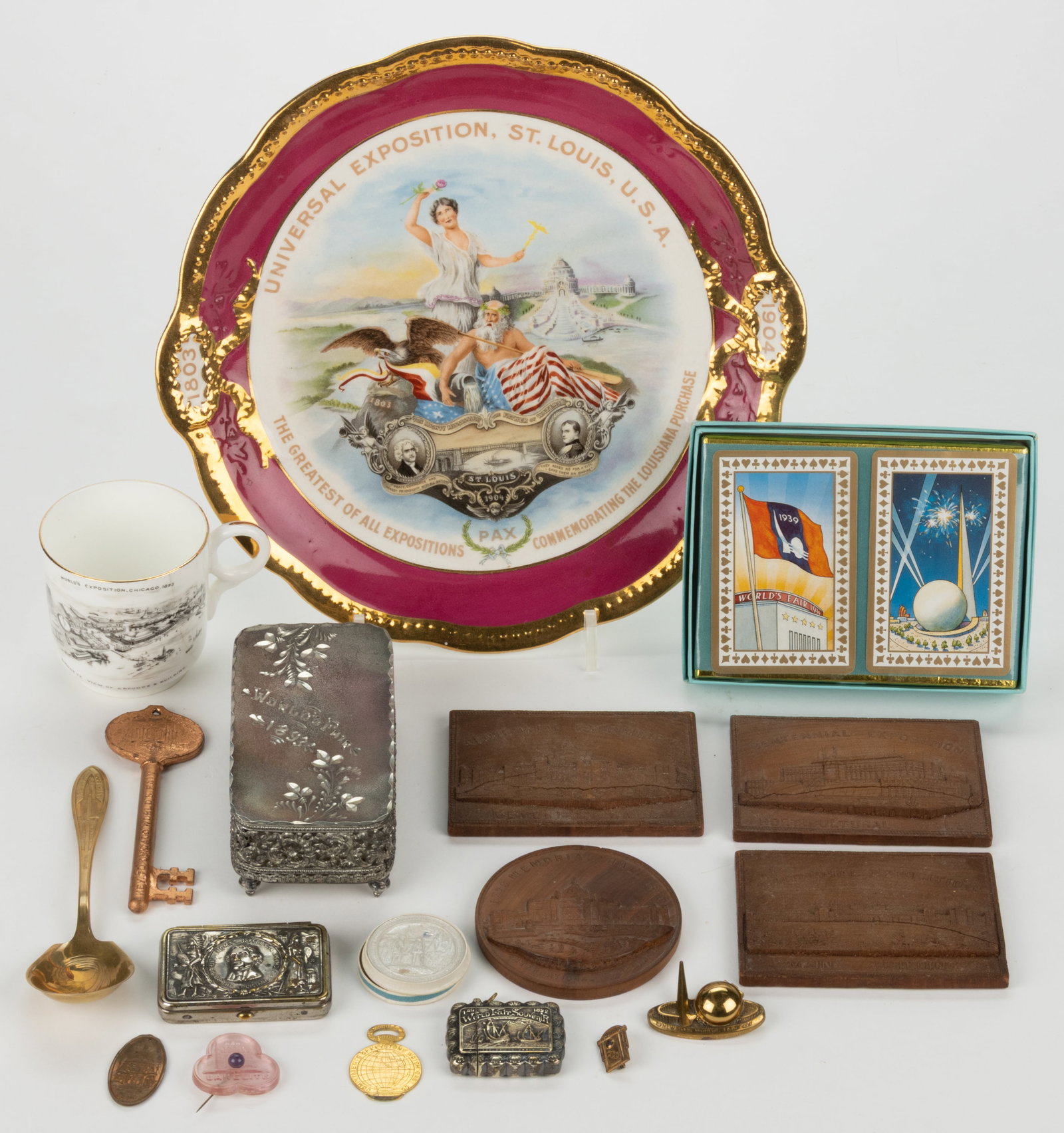 ASSORTED EXPOSITION / WORLD'S FAIR ARTICLES, LOT OF 18 (1 of 2)