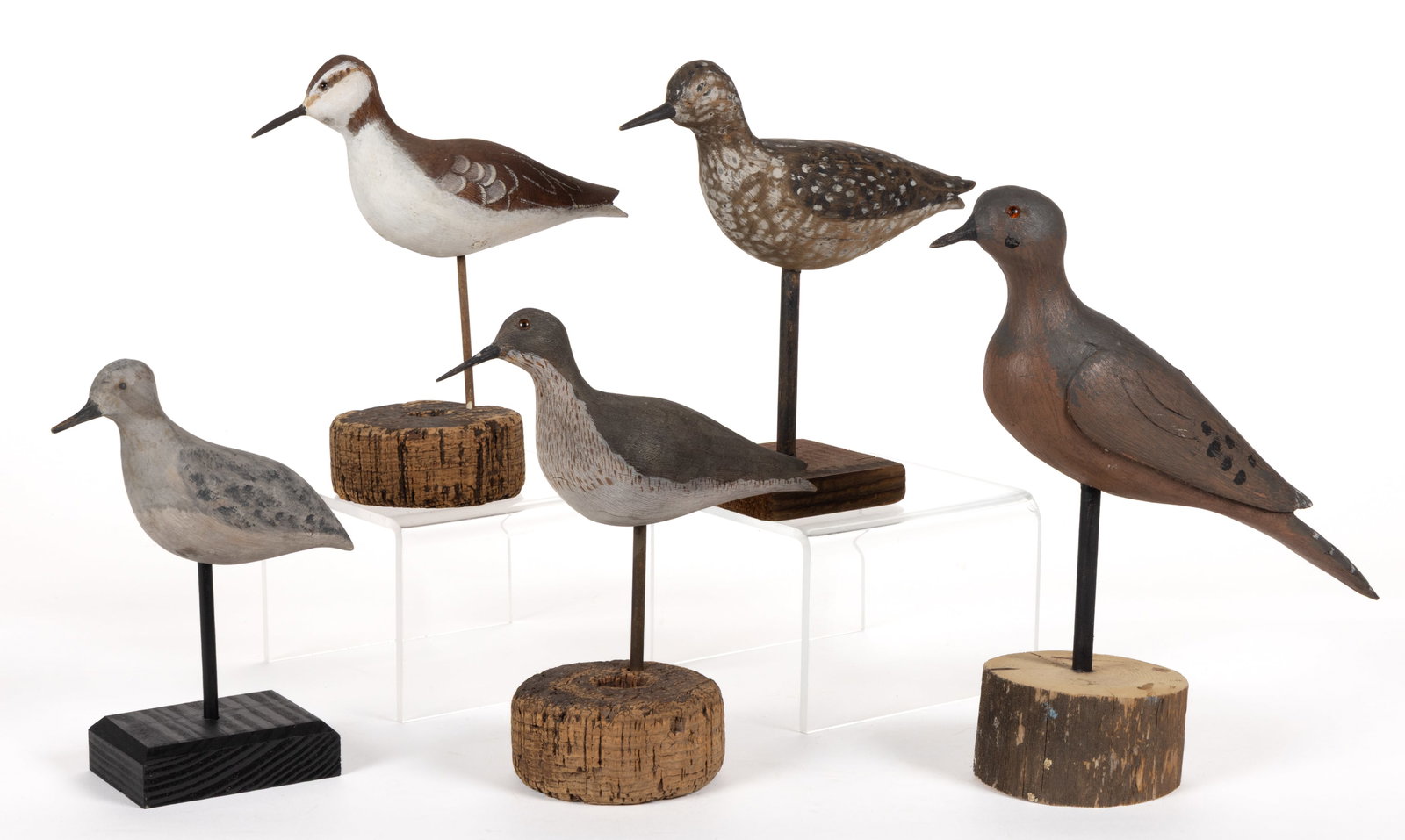 AMERICAN FOLK ART CARVED AND PAINTED SHOREBIRD DECOYS, LOT OF FIVE (1 of 2)