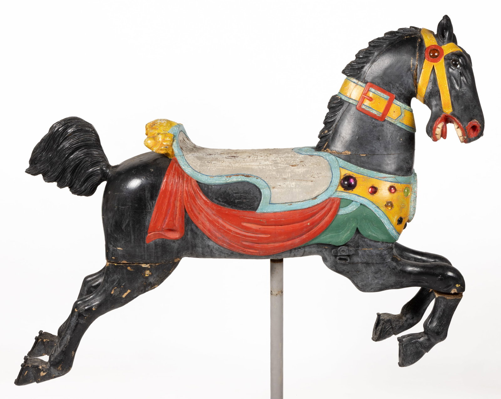 AMERICAN FOLK ART CARVED AND PAINTED WOODEN CAROUSEL HORSE (1 of 8)