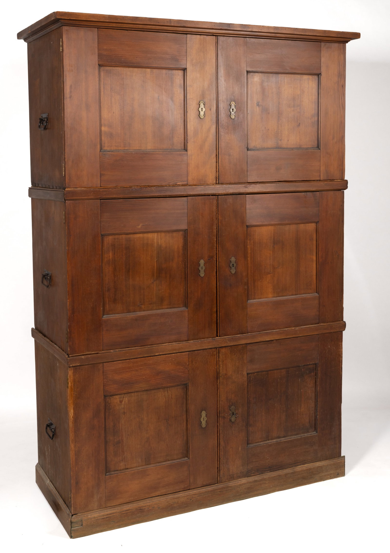 CONTINENTAL PINE THREE-PIECE LINEN PRESS (1 of 5)