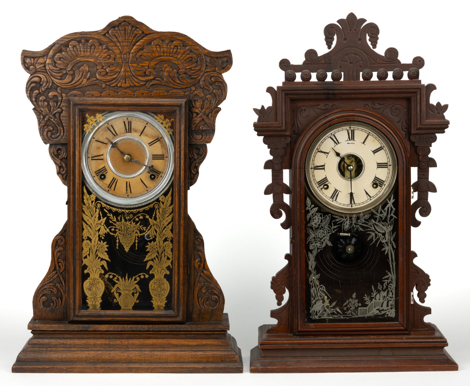 AMERICAN KITCHEN SHELF CLOCKS, LOT OF TWO (1 of 4)