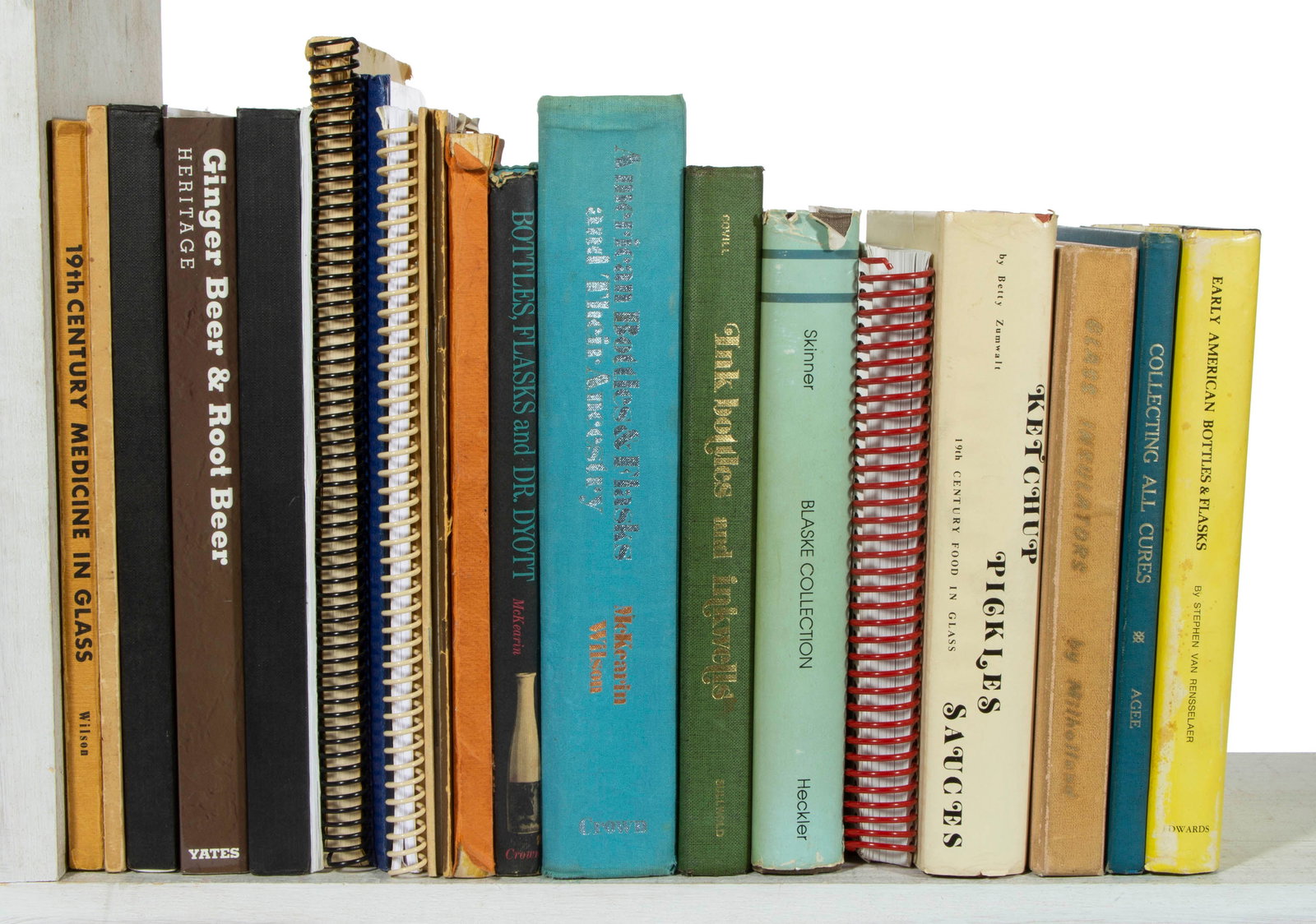 ASSORTED GLASS REFERENCE VOLUMES, LOT OF 24 (1 of 1)