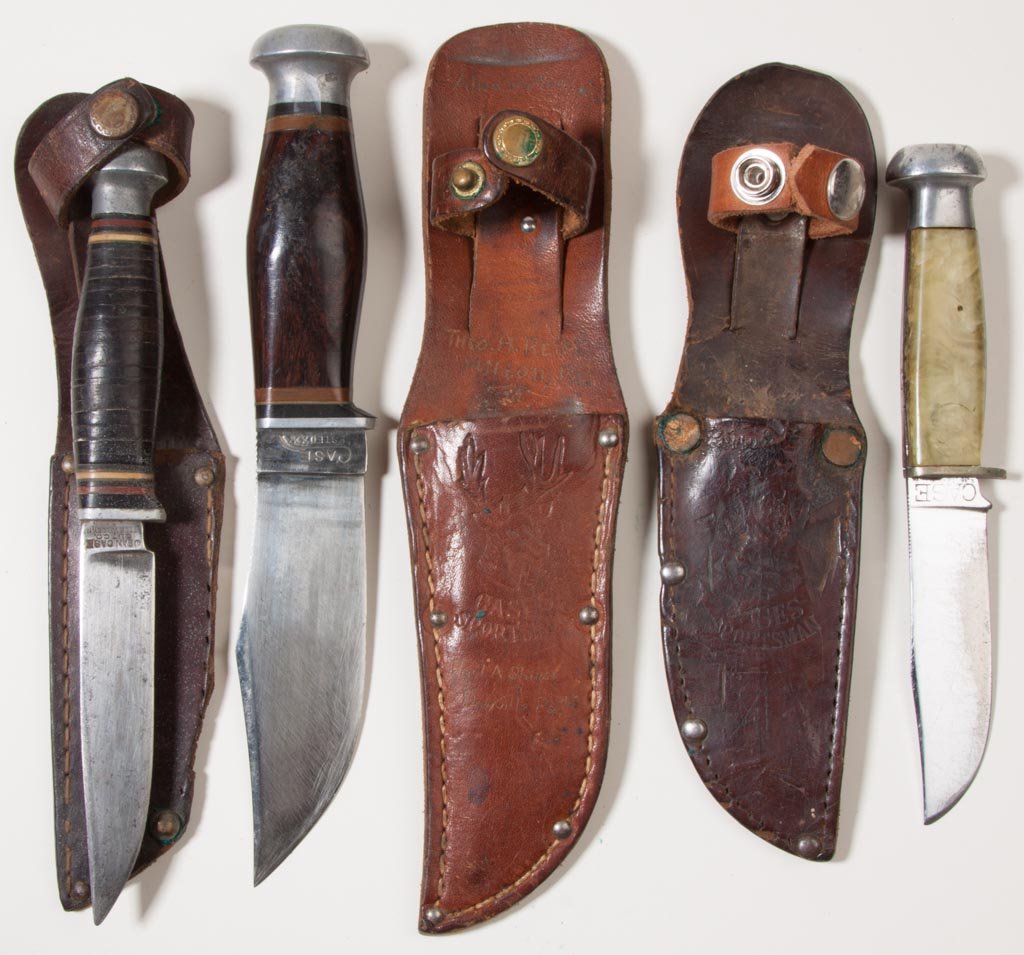 VARIOUS VINTAGE CASE CO. HUNTING KNIVES, LOT OF THREE Aug 24, 2013