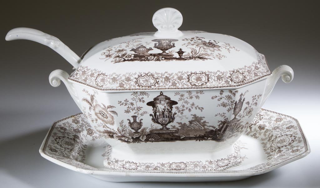ENGLISH STAFFORDSHIRE J. AND G. ALCOCK "POMPEI" TABLE: ENGLISH STAFFORDSHIRE J. AND G. ALCOCK "POMPEI" TABLE ARTICLES, LOT OF THREE, comprising a covered soup tureen, stand and ladle, of canted-cornered rectangular form, transfer-printed with the pattern 