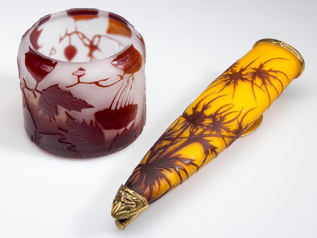 LOETZ RICHARD CAMEO LIMOUSINE VASE: LOETZ RICHARD CAMEO LIMOUSINE VASE, burgundy over orange, original gilt-metal mounts, signed in relief on verso. Together with a cameo box of unknown origin signed Galle with a ground rim and plain ba