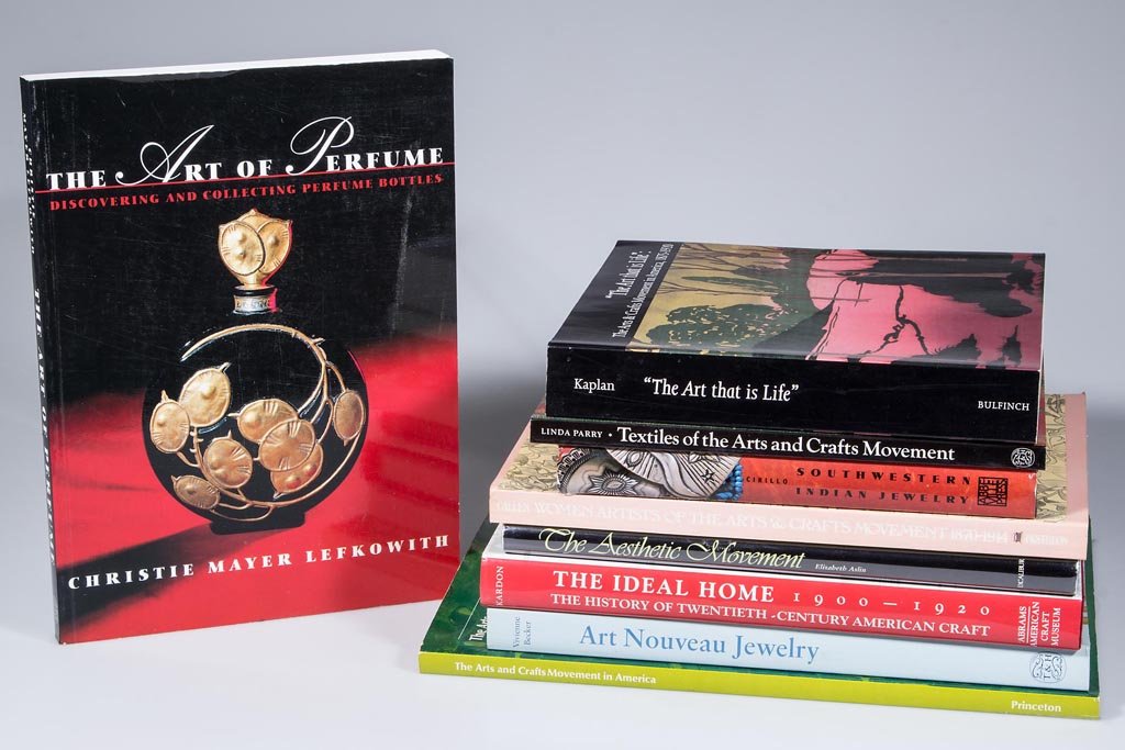ARTS & CRAFTS AND RELATED REFERENCE VOLUMES, LOT OF: ARTS & CRAFTS AND RELATED REFERENCE VOLUMES, LOT OF NINE, including Lefkowith, "The Art of Perfume" and Cirillo, "Southwestern Indian Jewelry". Hard and soft covers. Provenance: From the collection of