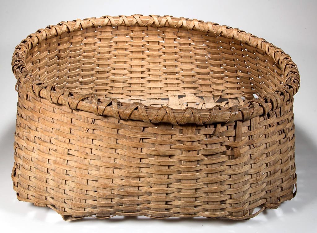 SOUTHERN WOVEN-SPLINT HERB-DRYING BASKET: SOUTHERN WOVEN-SPLINT HERB-DRYING BASKET, white oak, deep form with circular, X-wrapped rim and square, open-weave bottom with X-wrapped runners. Outstanding original dry surface with mellow patinatio