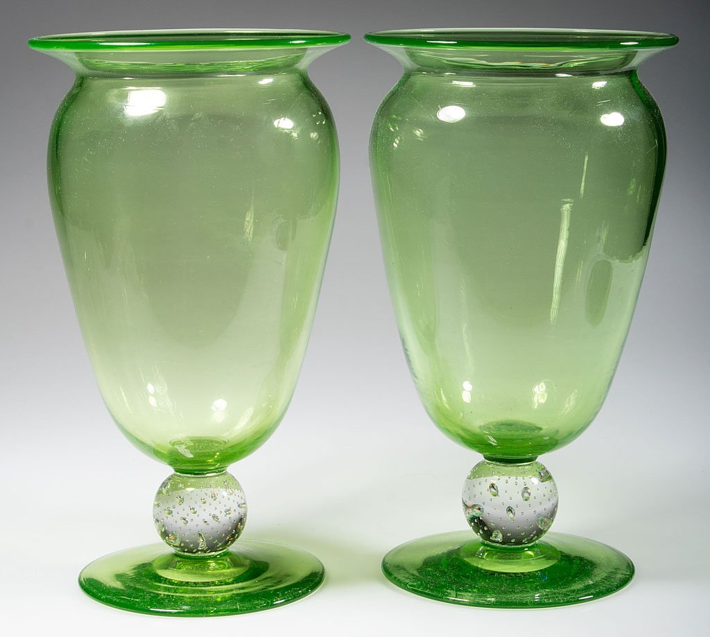 PAIRPOINT RIB-OPTIC PAIR OF VASES: PAIRPOINT RIB-OPTIC PAIR OF VASES, green with colorless bubble ball, shape B-1107, each with polished pontil. Pairpoint Corp. First half of the 20th century. 11 1/8" H. Provenance: From a New England 