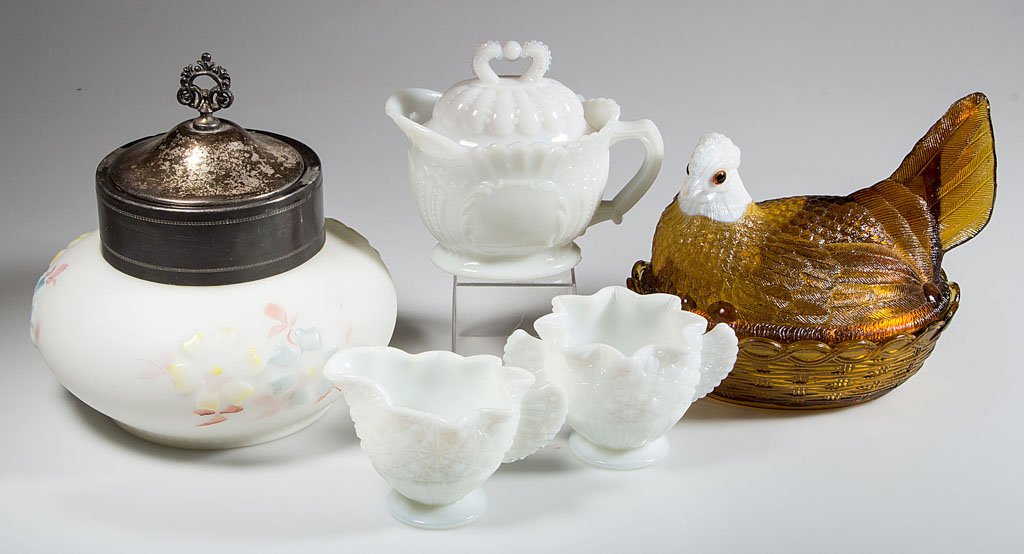 ASSORTED OPAQUE GLASS ARTICLES, LOT OF FIVE: ASSORTED OPAQUE GLASS ARTICLES, LOT OF FIVE, including an amber hen on nest covered dish with opaque white head and applied glass eyes, and a satin-finish opaque white Coreopsis cracker jar with quadr