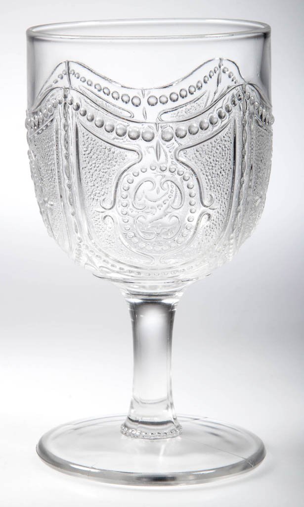 HEISEY NO. 160 / LOCKET ON CHAIN GOBLET: HEISEY NO. 160 / LOCKET ON CHAIN GOBLET, colorless. A. H. Heisey & Co., Newark, OH. Circa 1896-1904. 5 1/2" H.
