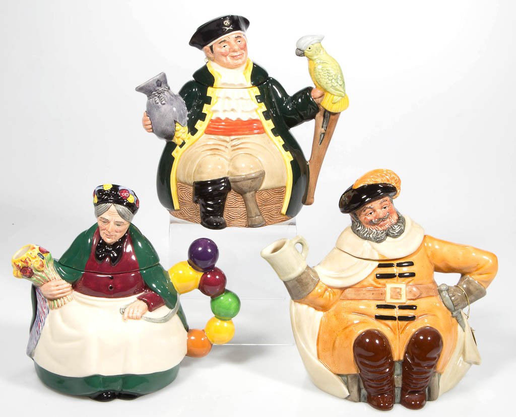 ENGLISH ROYAL DOULTON POTTERY NOVELTY CHARACTER TEAPOTS