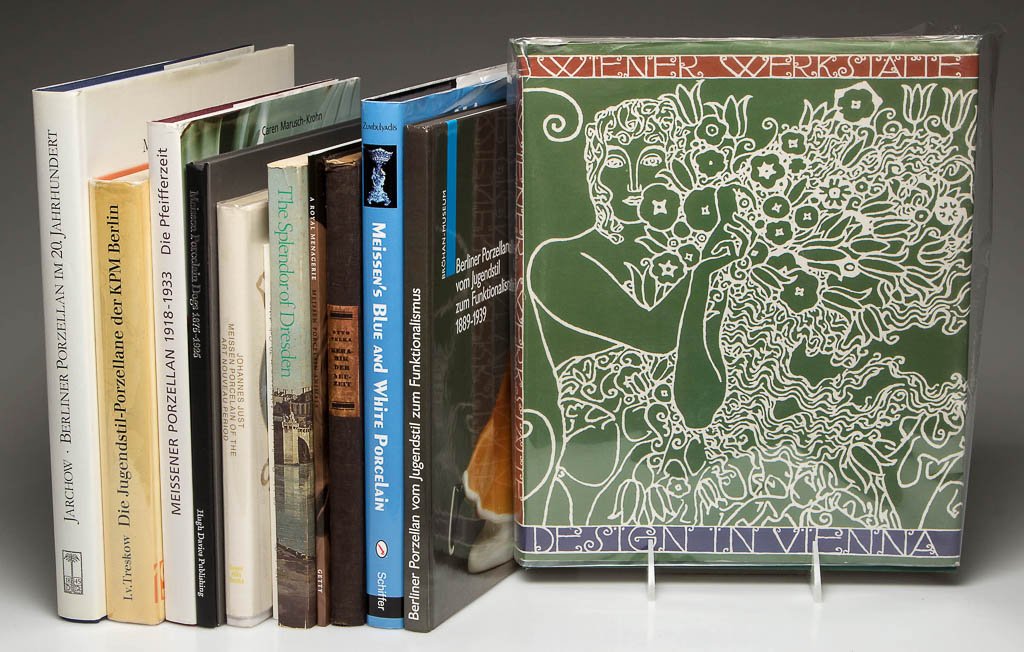 CONTINENTAL EUROPEAN PORCELAIN / CERAMICS REFERENCE: CONTINENTAL EUROPEAN PORCELAIN / CERAMICS REFERENCE VOLUMES, LOT OF 12, in English and German, including "Berlin Porcelain in the 20th Century", Jarchow, "Die Jugendstil-Porzellane de KPM Berlin", Tre