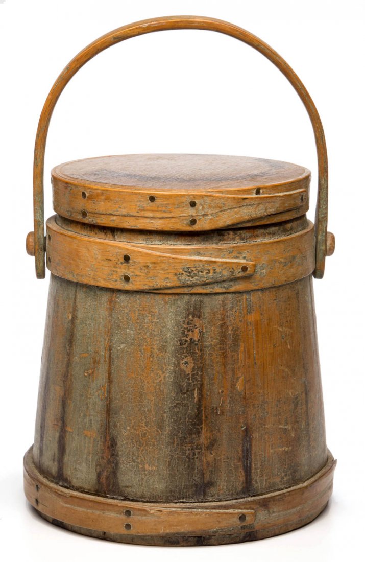 AMERICAN PAINTED TREEN SUGAR BUCKET WITH COVER: AMERICAN PAINTED TREEN SUGAR BUCKET WITH COVER, of stave construction, with interlocking wooden bands and wooden bail handle secured with wood pins. Remains of original painted surfaces. Mid 19th cent