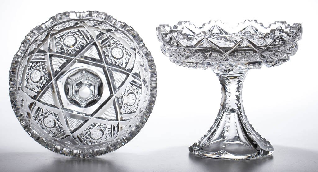 J. HOARE & CO. "STEUBEN" BRILLIANT CUT GLASS BON BON /: J. HOARE & CO. "STEUBEN" BRILLIANT CUT GLASS BON BON / COMPOTES, PAIR, colorless, circular-forms on high standards, scallop rim, hobstars, cane, and strawberry diamond pattern, scallop foot with notch