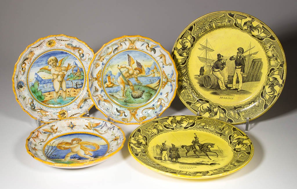 ITALIAN FAIENCE AND FRENCH CREAMWARE PLATES, LOT OF: ITALIAN FAIENCE AND FRENCH CREAMWARE PLATES, LOT OF FIVE, comprising three Cantaghalli plates in the Renaissance maiolica style and two Creil canary-yellow plates, transfer-printed in black with "Mari