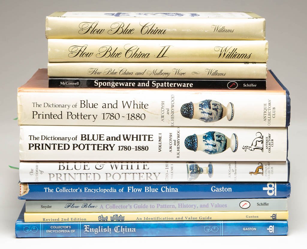 ASSORTED POTTERY REFERENCE VOLUMES, LOT OF 11: ASSORTED POTTERY REFERENCE VOLUMES, LOT OF 11, including Petra Williams, "Flow Blue China", "Flow Blue China II", and "Flow Blue China and Mulberry Ware"; and Coysh/Henrywood, "The Dictionary of Blue