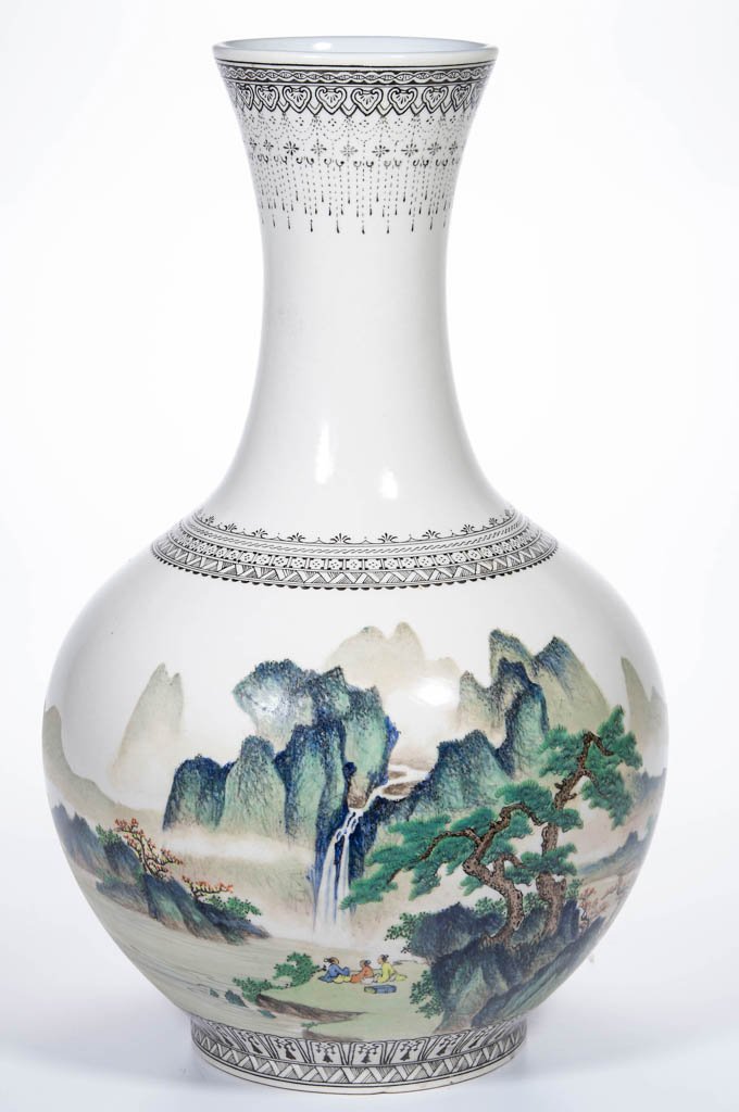 CHINESE STYLE PORCELAIN SCENIC VASE: CHINESE STYLE PORCELAIN SCENIC VASE, yu chun form, the bulbous body on squared foot, tapering to narrow, bottle-like neck, and gradually widening to slightly flared rim; the body with full round scene