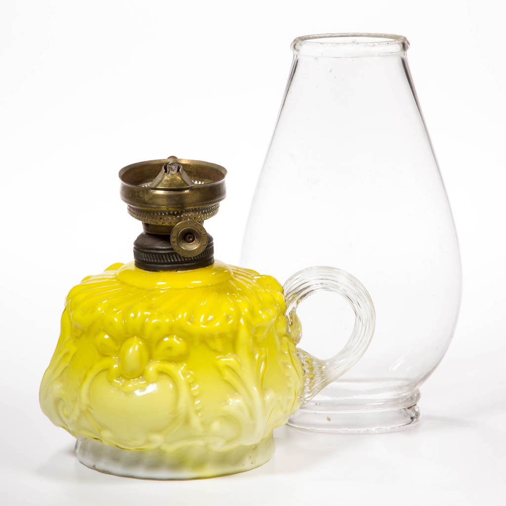 EMBOSSED PATTERN CASED KEROSENE FINGER LAMP (1 of 1)