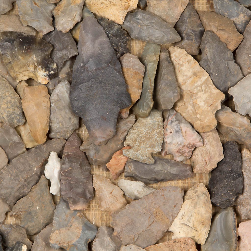 NATIVE AMERICAN STONE POINTS (1 of 2)